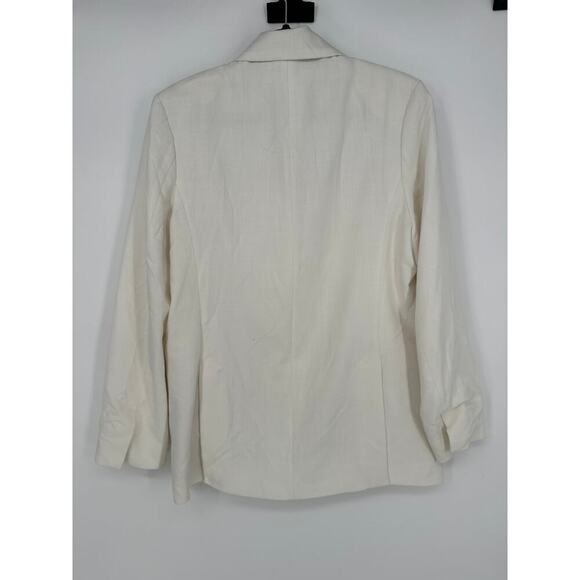 Samsoe Luzy Blazer in White - Picture 6 of 6